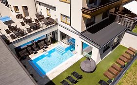 Hotel Alpenkönigin - ALPINE LUXURY - Sommer Silvretta Premium Card inklusive